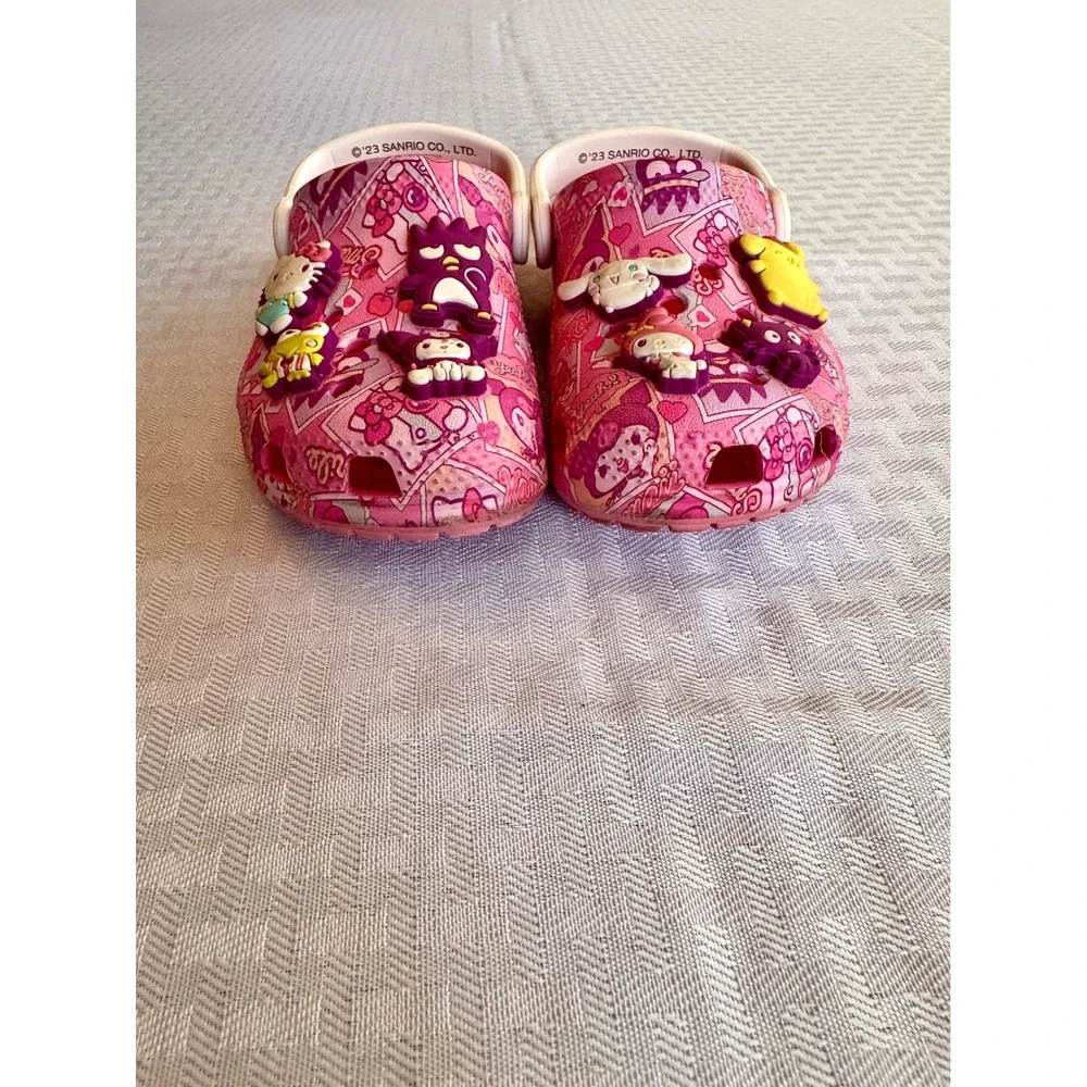 Crocs Hello Kitty and Friends Pink Sanrio Clogs Toddler Size C9 Jibbitz Charms